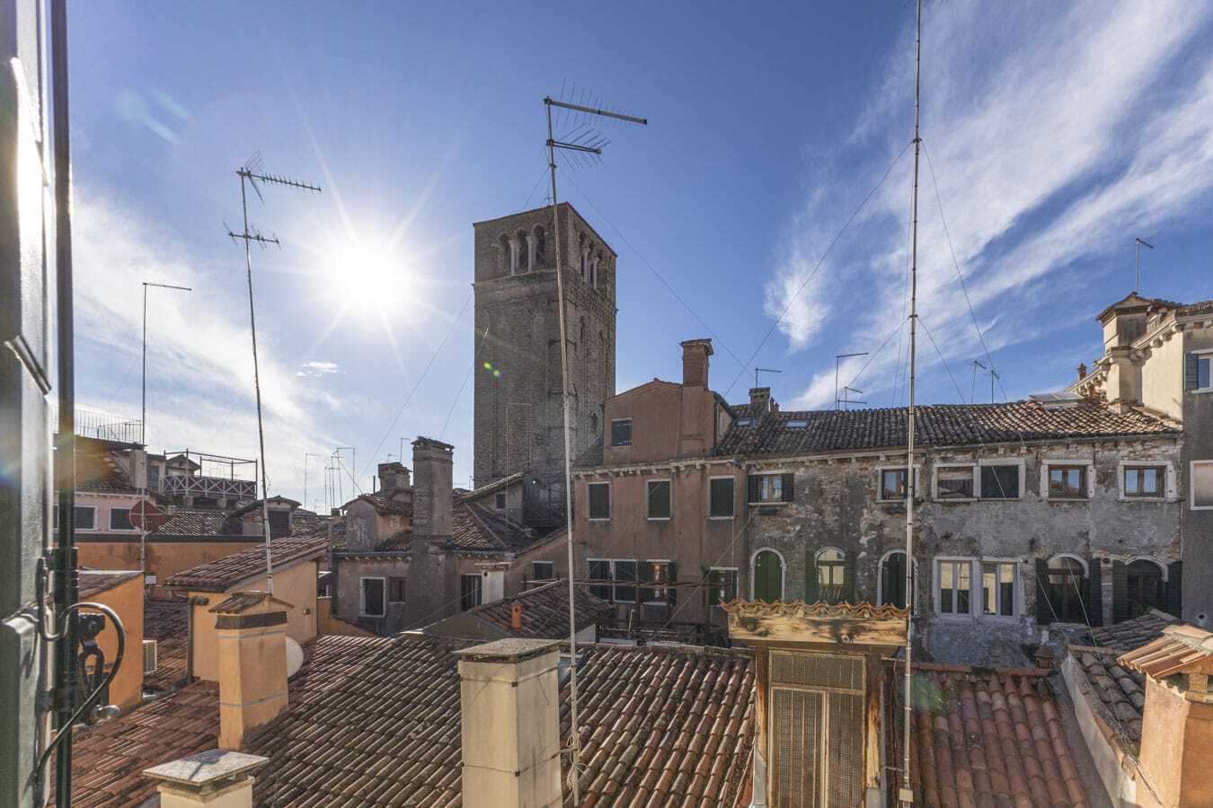 Elegant Apartment in the Historic San Polo Theater