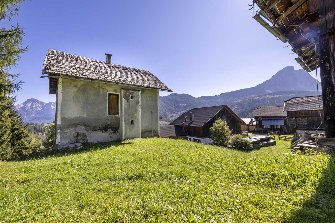 Un rifugio autentico tra Rina e Antermoia