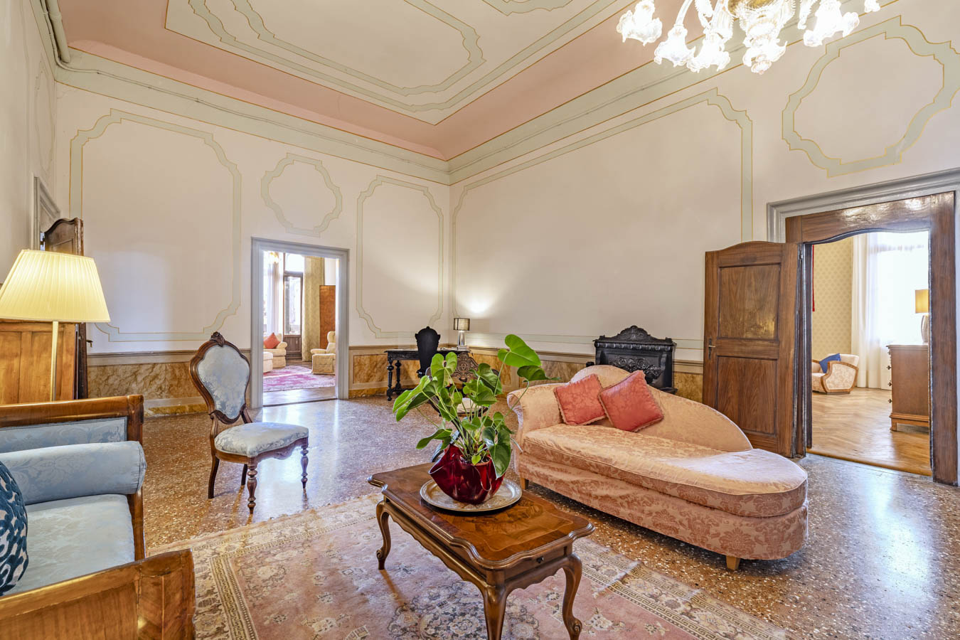 Affascinante Secondo Piano Nobile a Cannaregio