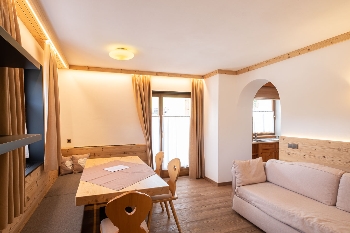 Renovated one-bedroom apartment in a condo-hotel