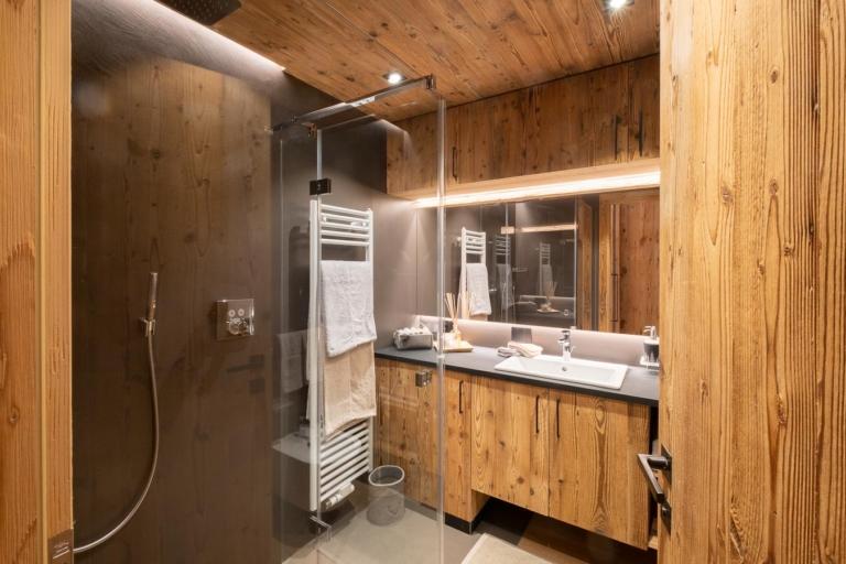 bathroom with a large shower box
