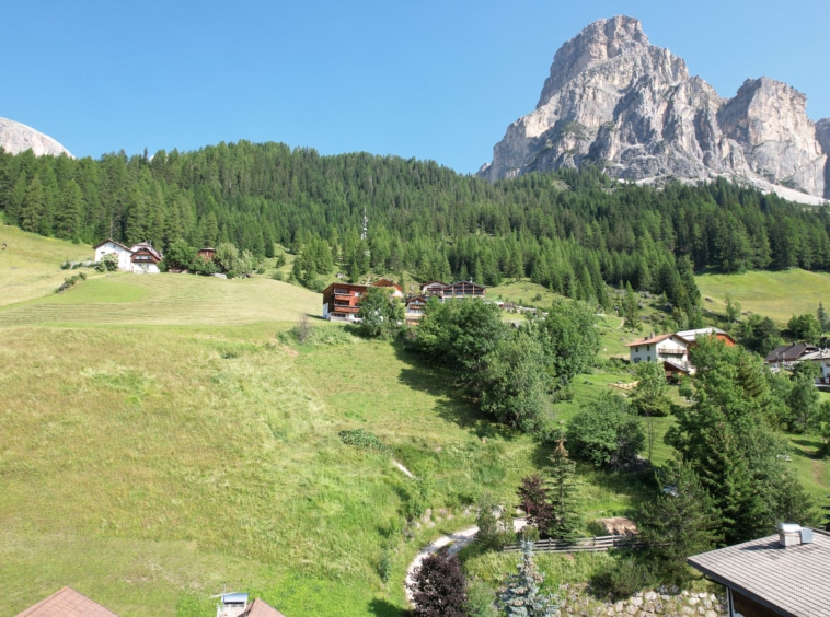Nuovo esclusivo chalet a Corvara in Badia