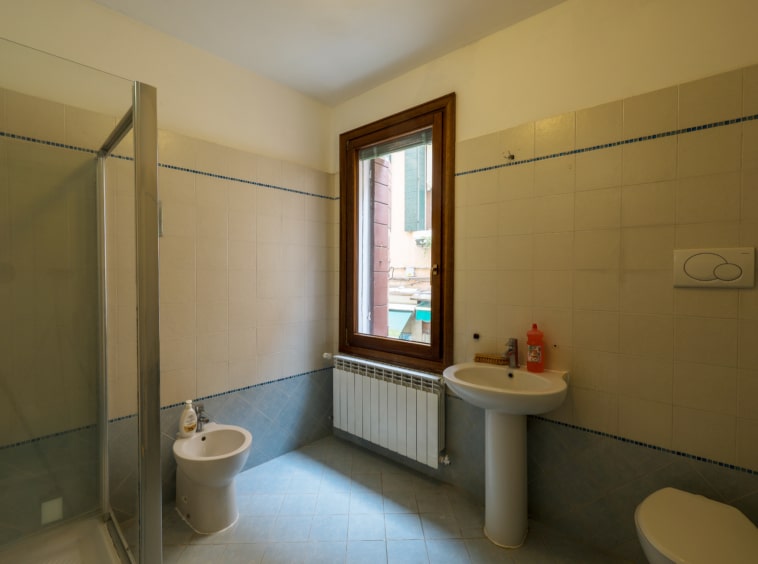 Bagno1