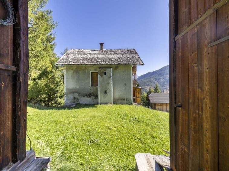Dall'ingresso del fineile