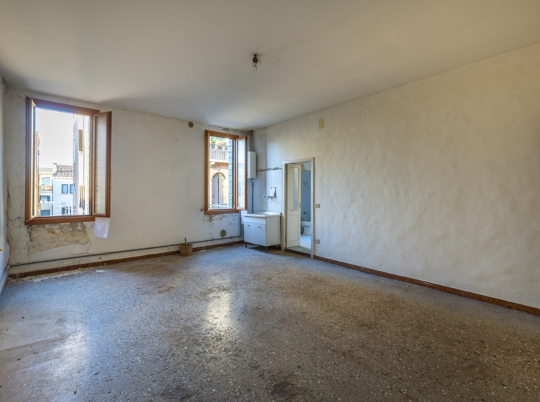 Attuale cucina-camera