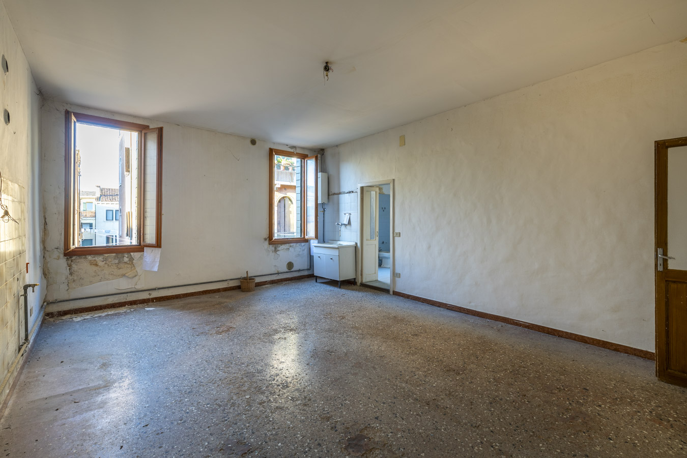 Attuale cucina-camera