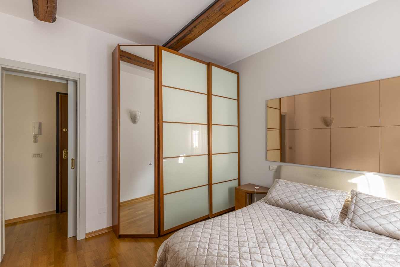 Camera da letto matrimoniale